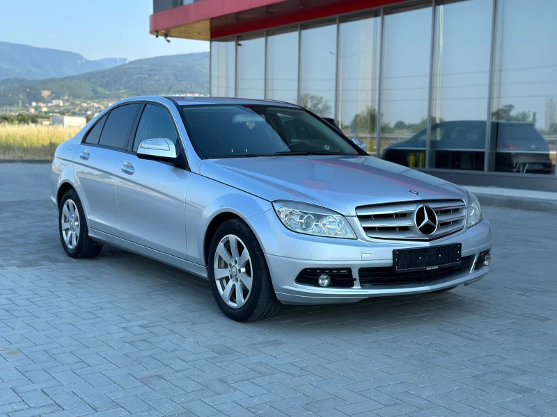 Mercedes-Benz C 180 kompressor, снимка 3 - Автомобили и джипове - 47300394