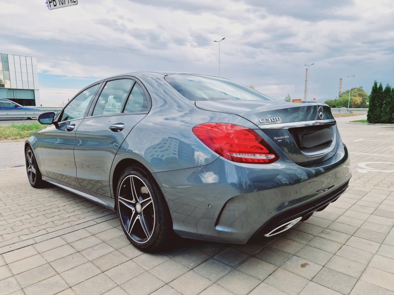 Mercedes-Benz C 300, снимка 7 - Автомобили и джипове - 47583527