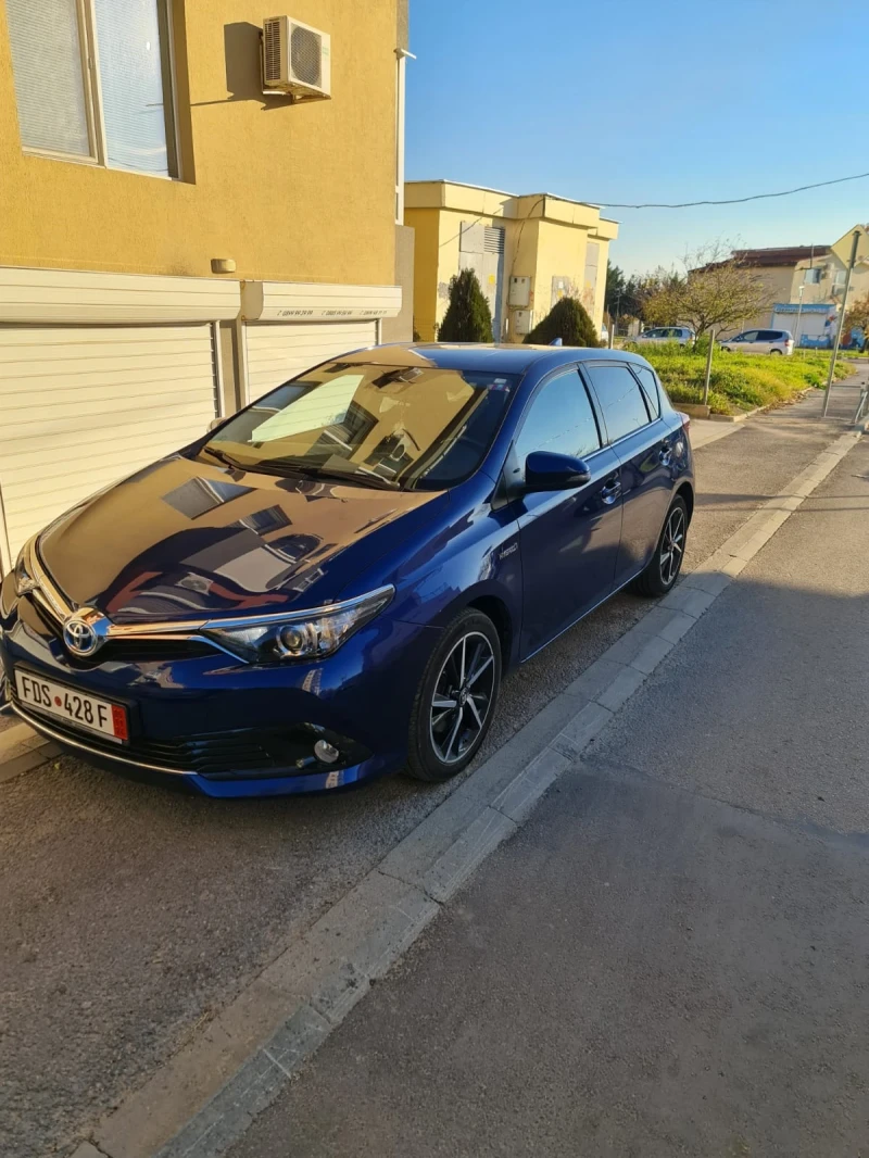 Toyota Auris, снимка 4 - Автомобили и джипове - 48548640