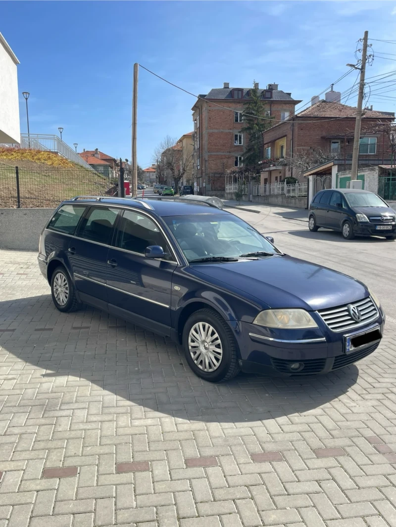 VW Passat 1.9 TDI, снимка 3 - Автомобили и джипове - 49503111