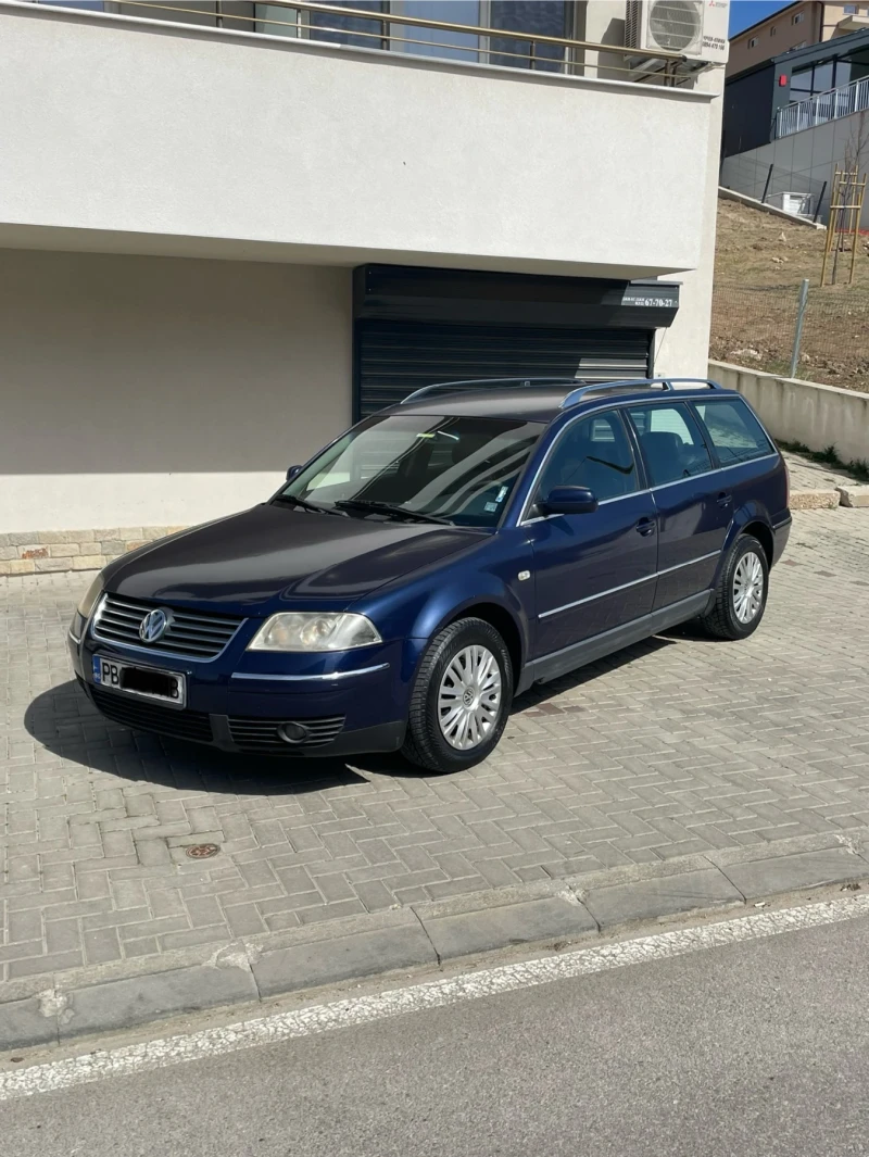 VW Passat 1.9 TDI, снимка 1 - Автомобили и джипове - 49503111