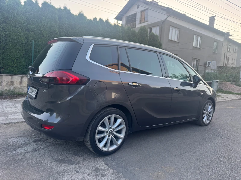 Opel Zafira 2.0cdti 6ск. Cosmo 6+ 1, снимка 7 - Автомобили и джипове - 52445853