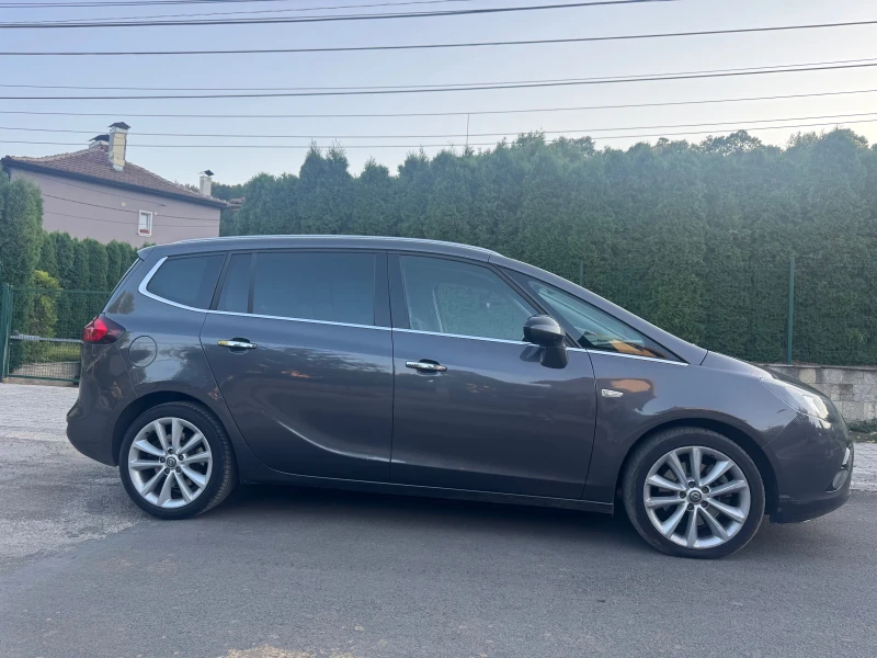 Opel Zafira 2.0cdti 6ск. Cosmo 6+ 1, снимка 6 - Автомобили и джипове - 52445853
