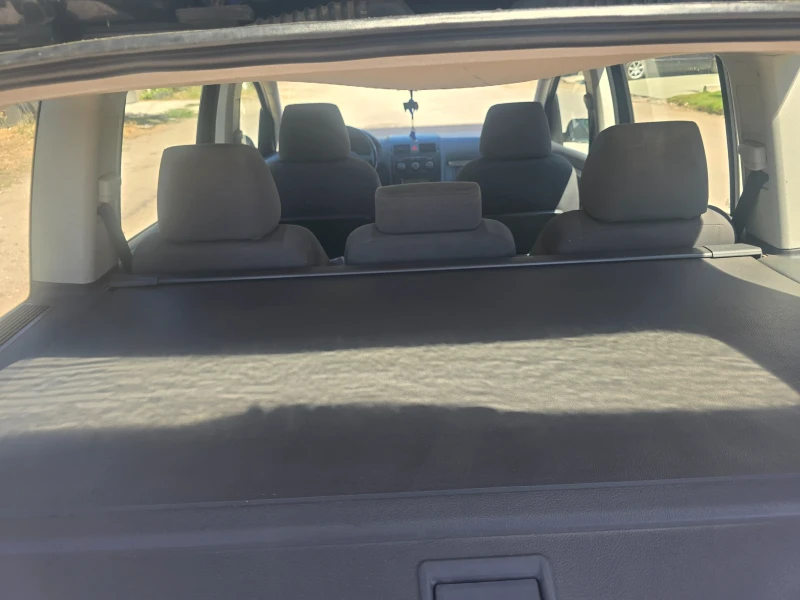 VW Touran, снимка 5 - Автомобили и джипове - 51523787