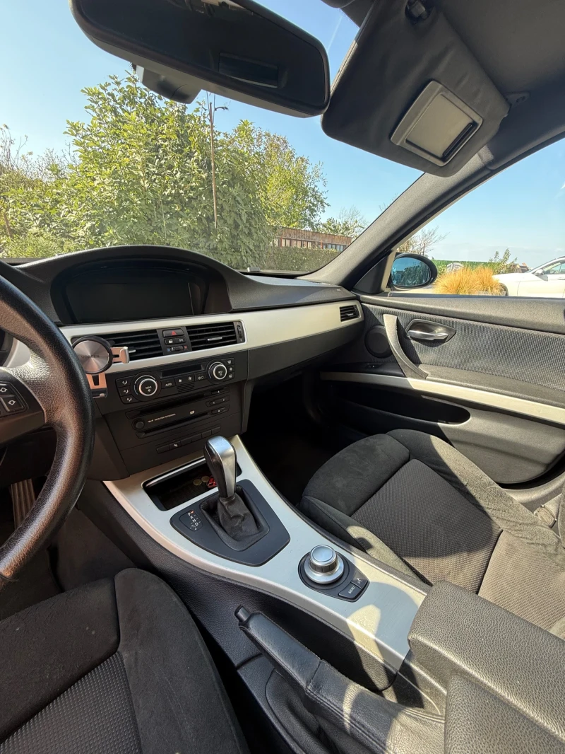 BMW 320, снимка 11 - Автомобили и джипове - 52445840