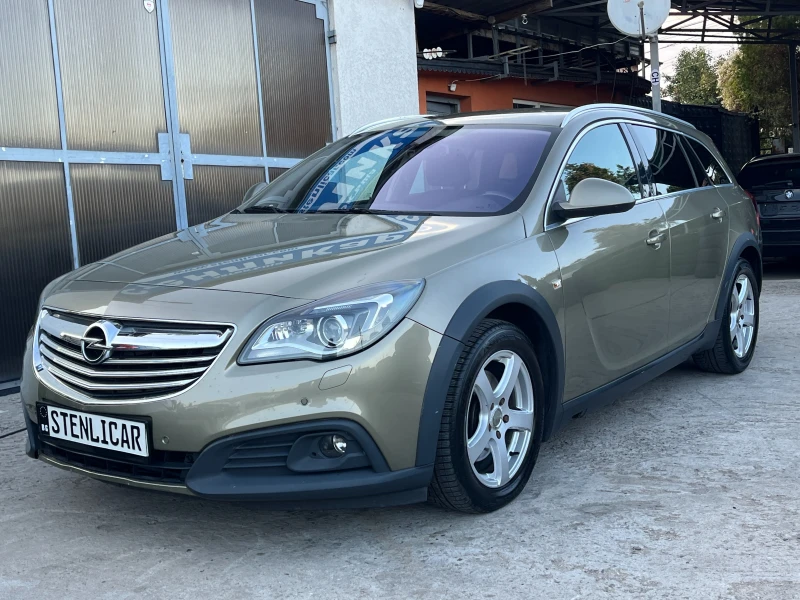 Opel Insignia 2.0CDTI-4X4-SportsTourer, снимка 3 - Автомобили и джипове - 51739037