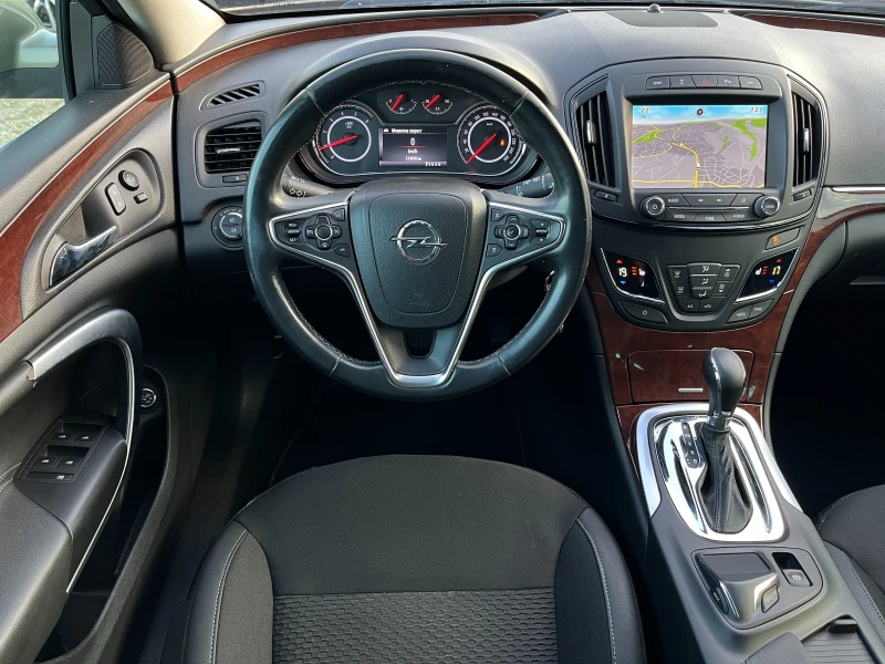 Opel Insignia 2.0CDTI-4X4-SportsTourer, снимка 9 - Автомобили и джипове - 51739037