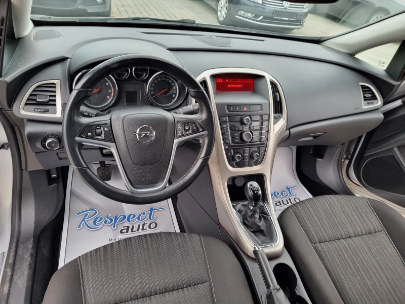 Opel Astra 1.6i-БЕНЗИН = 115.000км / 2011г., снимка 9 - Автомобили и джипове - 53088298