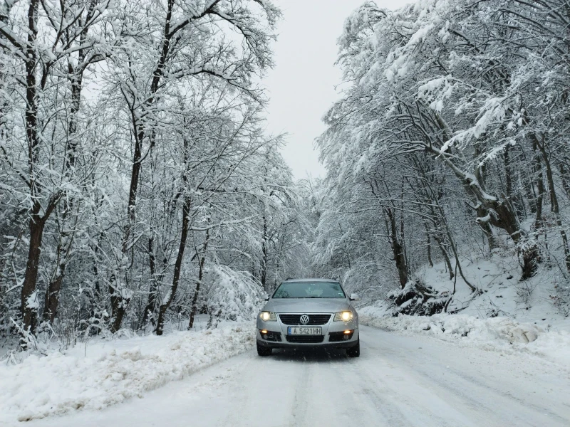 VW Passat 2.0TDI BMP 140 к. с. , снимка 9 - Автомобили и джипове - 53217731