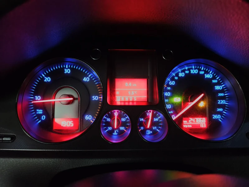 VW Passat 2.0TDI BMP 140 к. с. , снимка 5 - Автомобили и джипове - 53217731