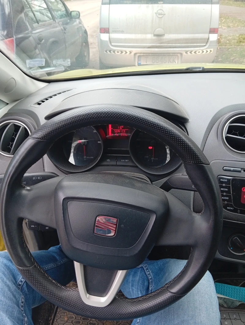 Seat Ibiza, снимка 5 - Автомобили и джипове - 53279140