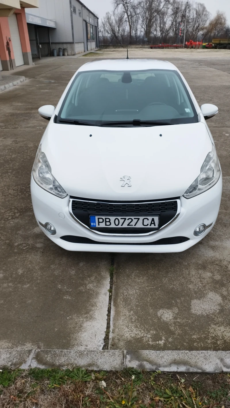 Peugeot 208 1.6 e-HDI, снимка 2 - Автомобили и джипове - 53377416