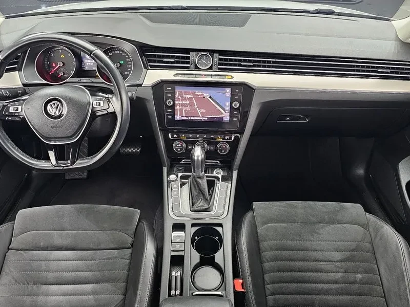VW Passat Gt(B8) 2.0 Tdi, снимка 13 - Автомобили и джипове - 55062424