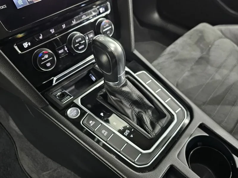 VW Passat Gt(B8) 2.0 Tdi, снимка 17 - Автомобили и джипове - 55062424