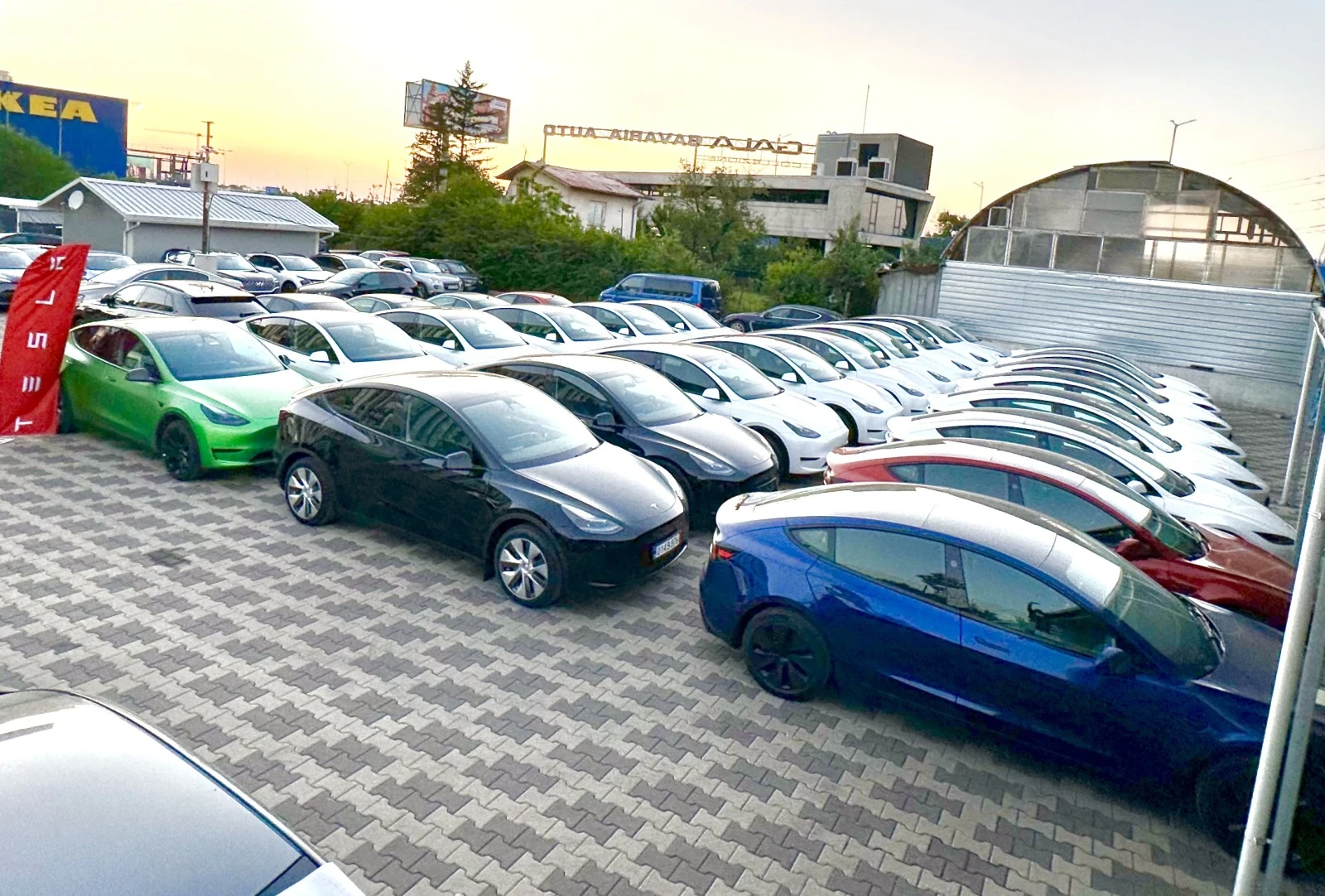 Tesla Model Y 5��/Rear-wheel drive, long range ��� Performanc� | Mobile.bg � ����������� 15