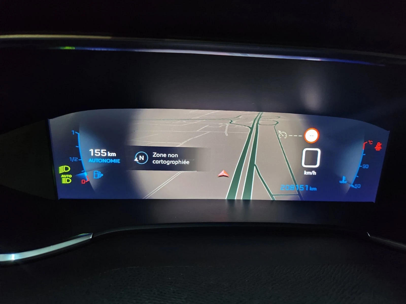 Peugeot 308 DIGITAL* НАЛИЧНО* 1.5* 130 - изображение 8