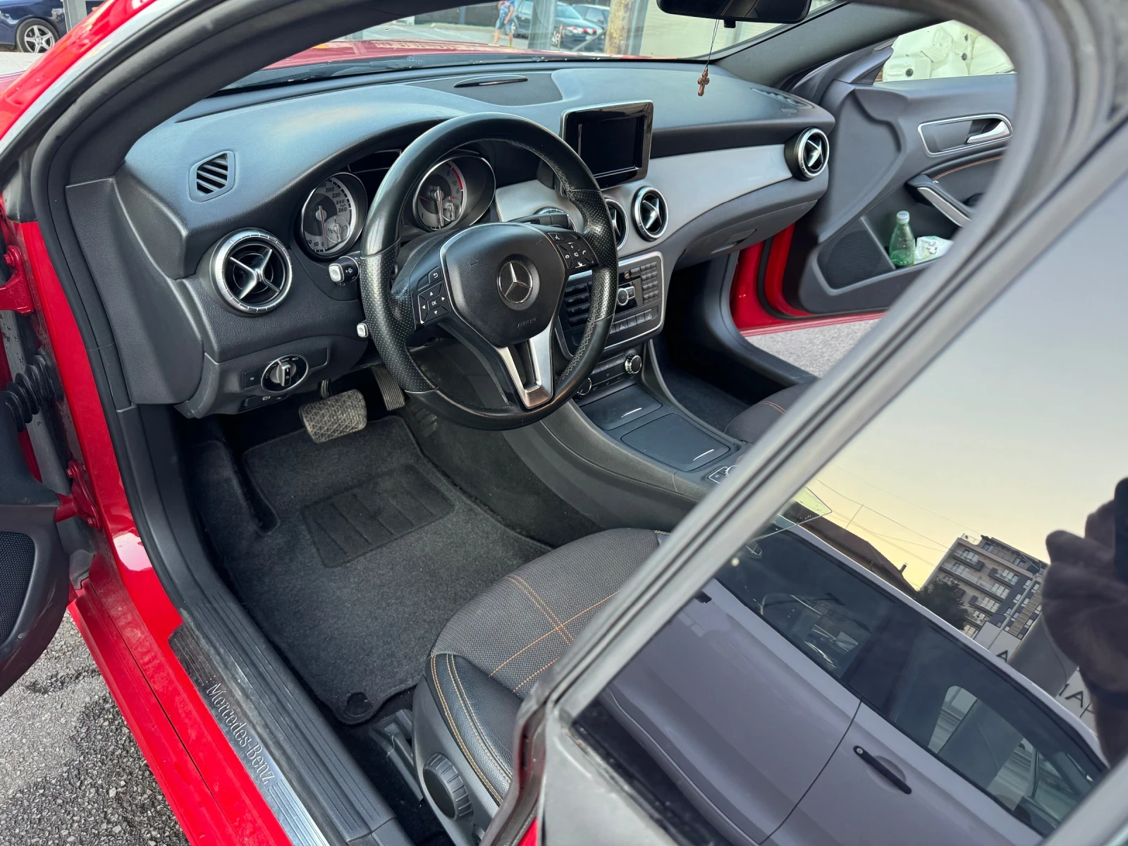 Mercedes-Benz CLA 220  - изображение 6