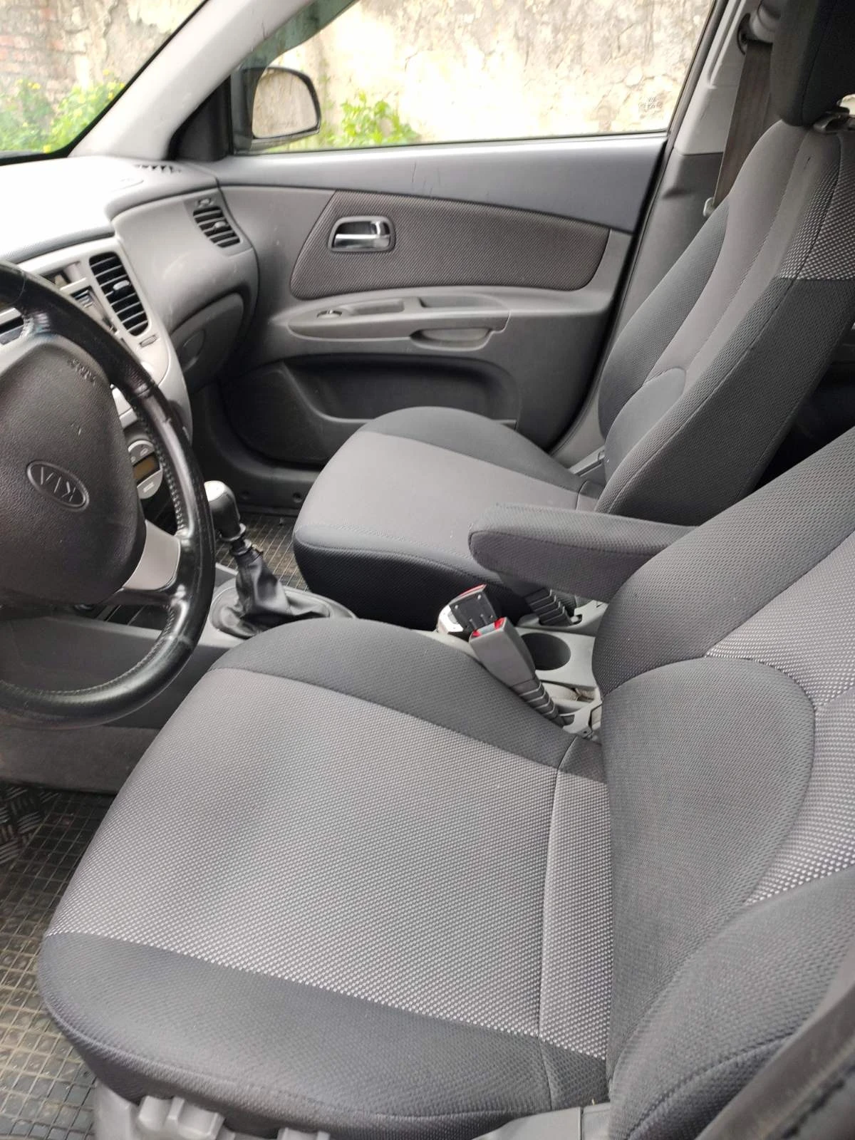 Kia Rio  - изображение 8