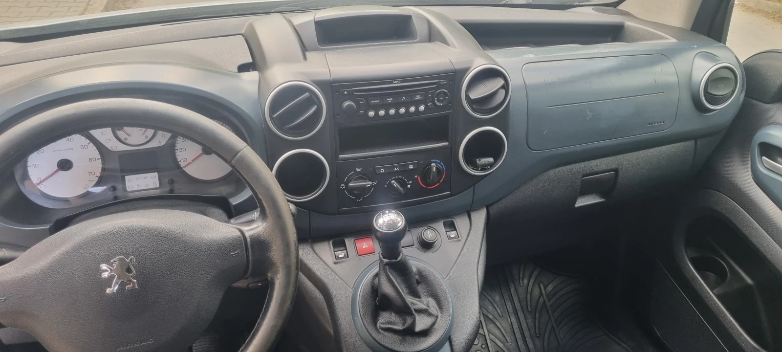 Peugeot Partner nov vnos 1.6 hdi 90k.s klima 5 mesta - изображение 7