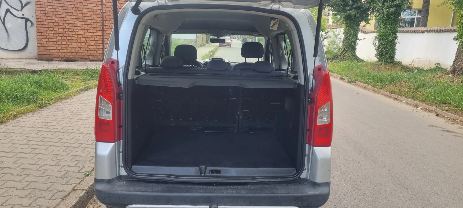Peugeot Partner nov vnos 1.6 hdi 90k.s klima 5 mesta - изображение 8