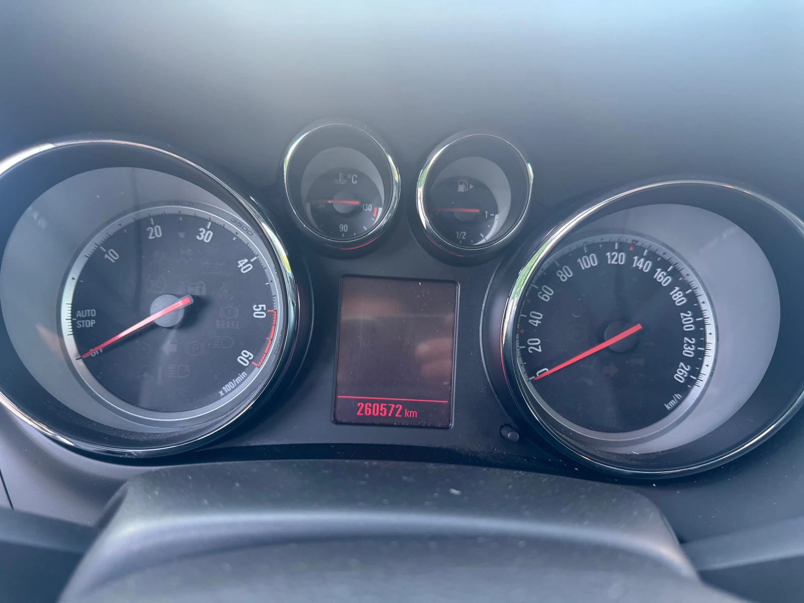 Opel Zafira 2.0cdti 6ск. Cosmo 6+ 1 - изображение 9