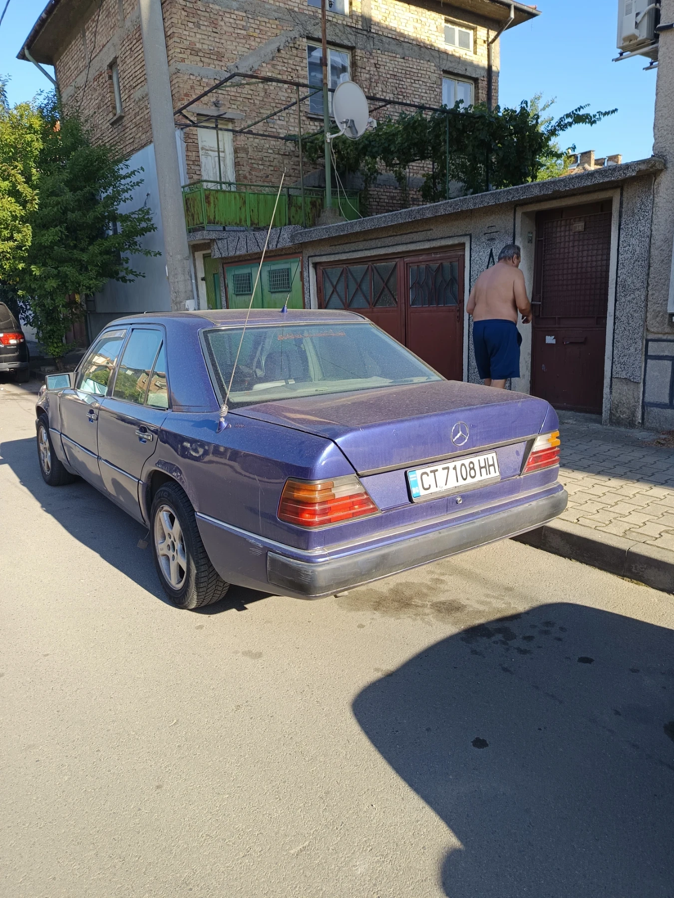 Mercedes-Benz 124  - изображение 2