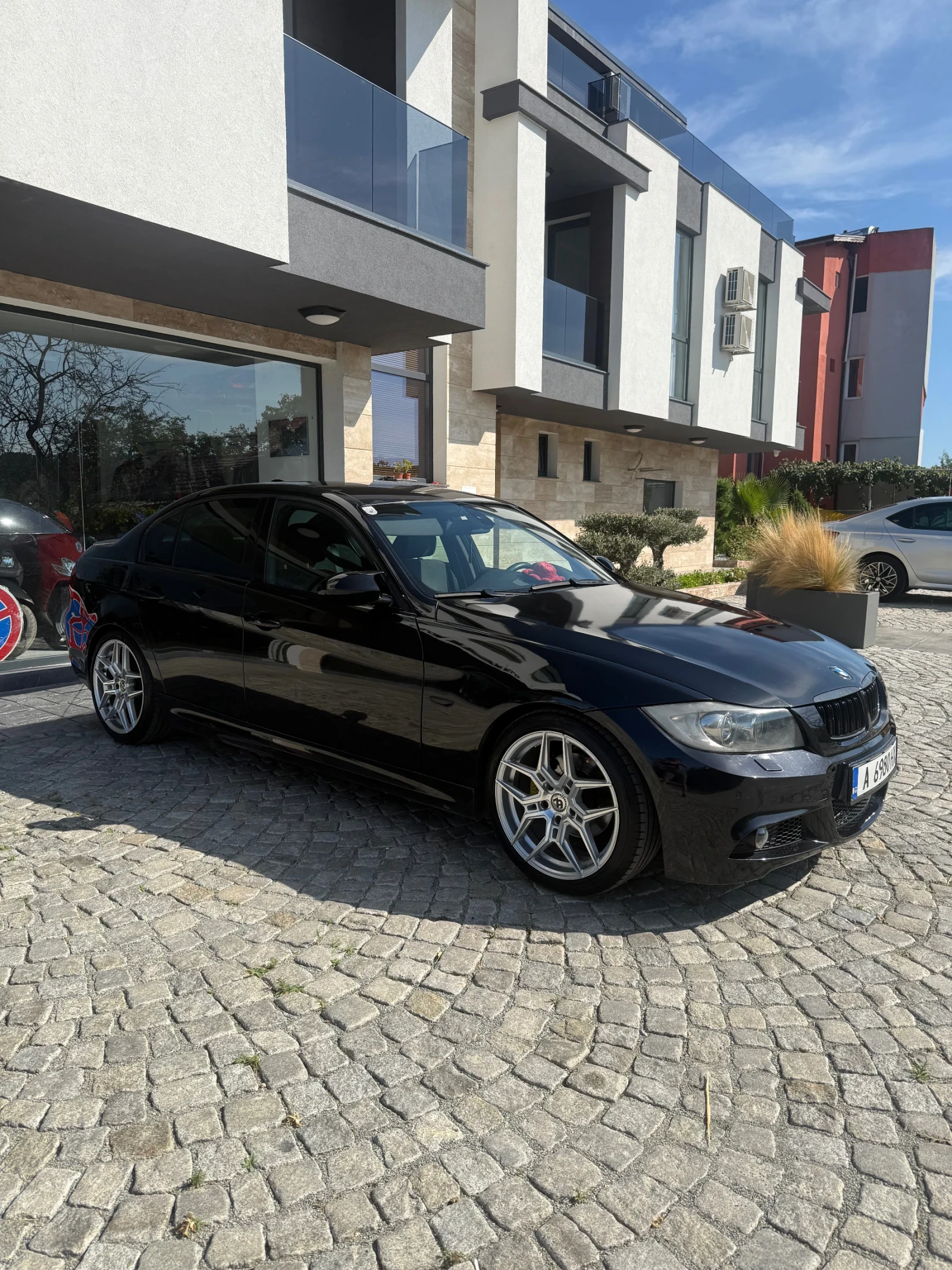 BMW 320  - изображение 6