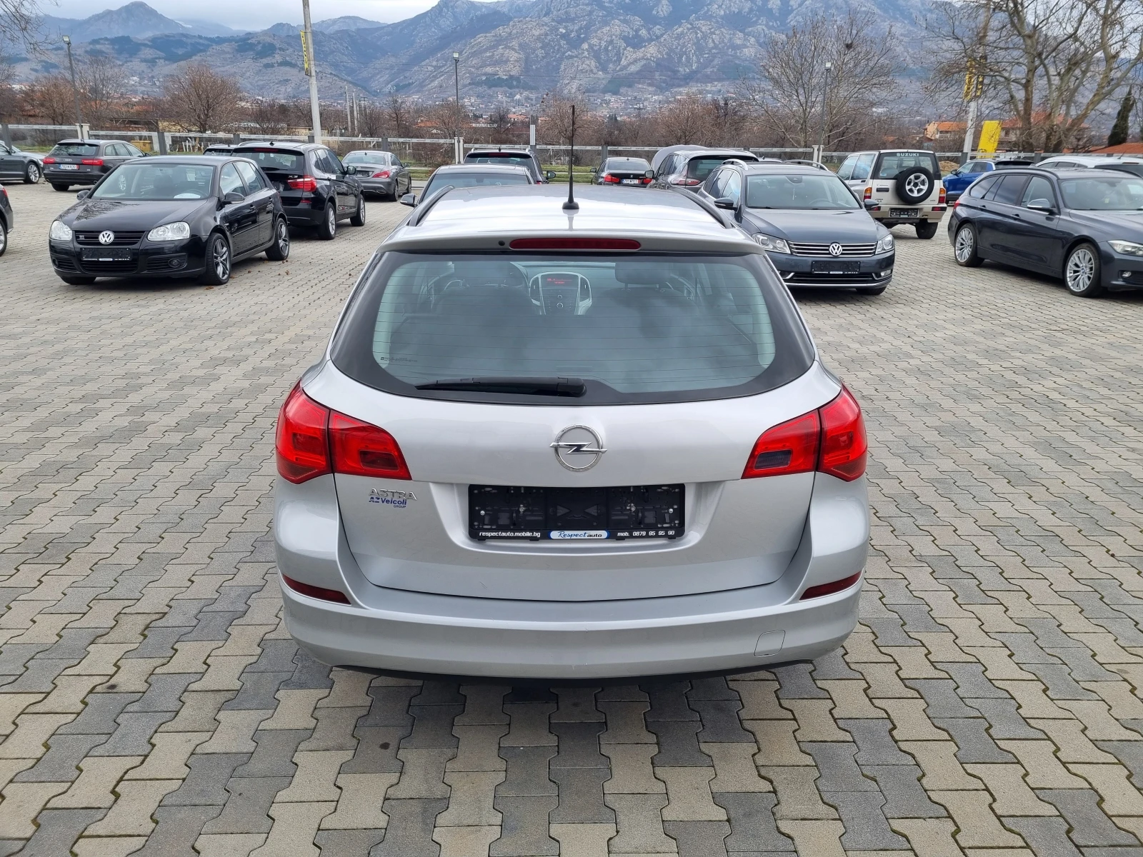 Opel Astra 1.6i-БЕНЗИН = 115.000км / 2011г. - изображение 5