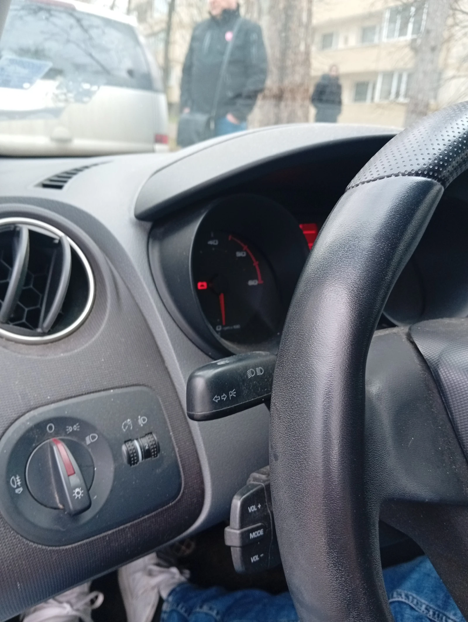 Seat Ibiza  - изображение 7