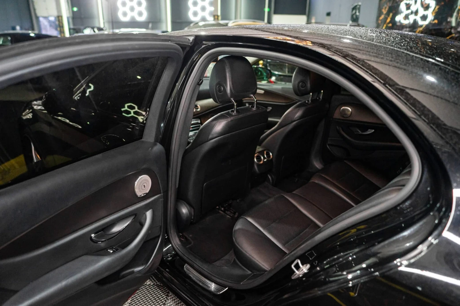 Mercedes-Benz E 220 D FULL AMG BLACK LINE BURMEISTER NAVI ������ 100% | Mobile.bg � ����������� 15