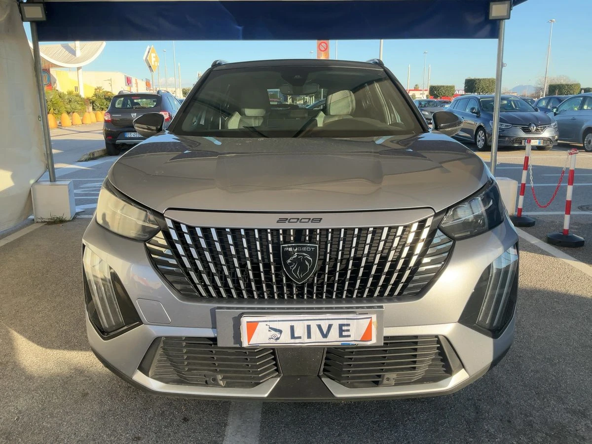 Peugeot 2008 1.2 PureTech GT, снимка 6 - Автомобили и джипове - 53815338