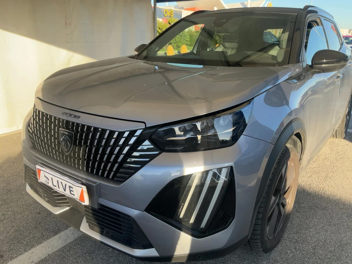 Peugeot 2008 1.2 PureTech GT, снимка 2 - Автомобили и джипове - 53815338