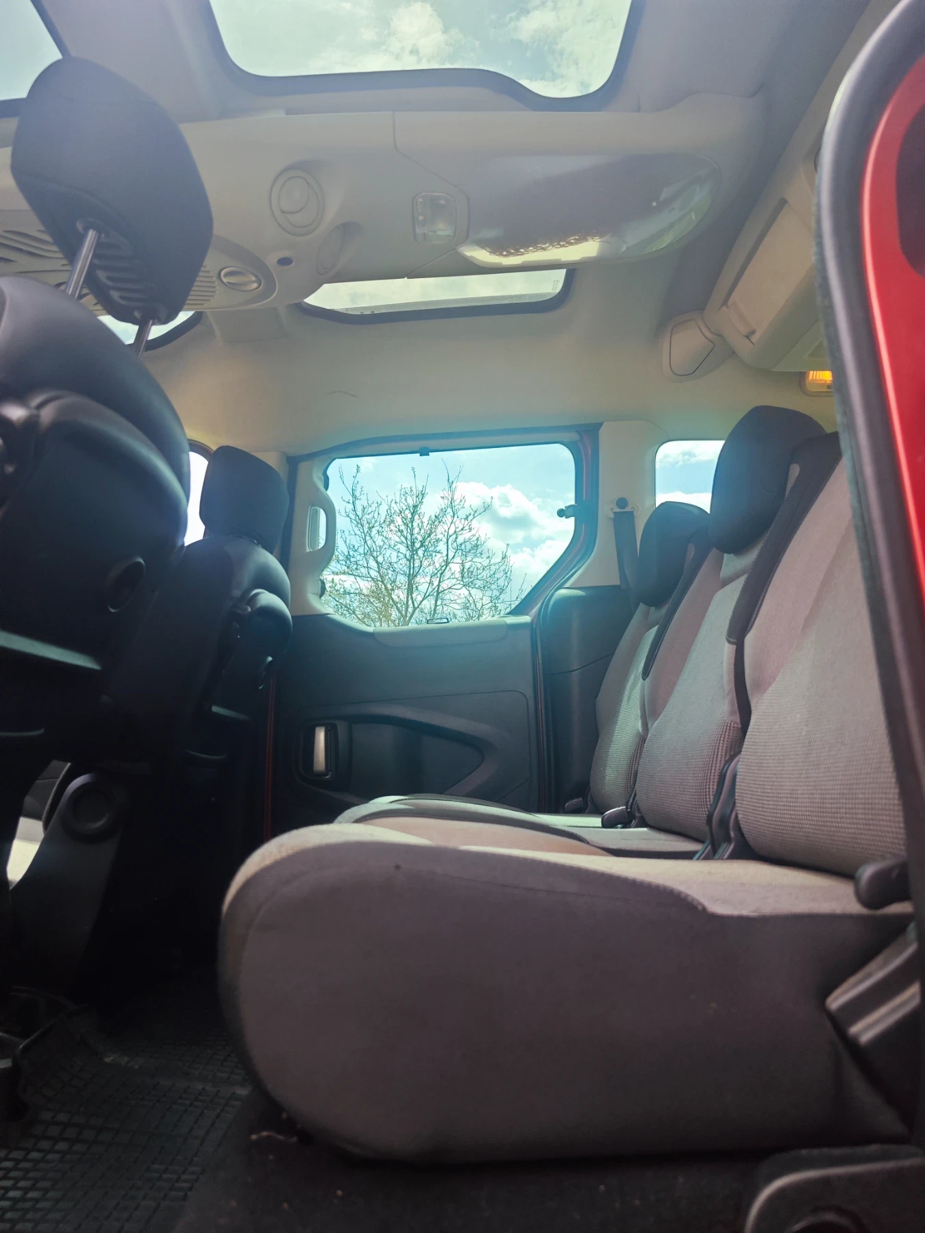 Peugeot Partner 1.6hdi panorama, снимка 7 - Автомобили и джипове - 54651899