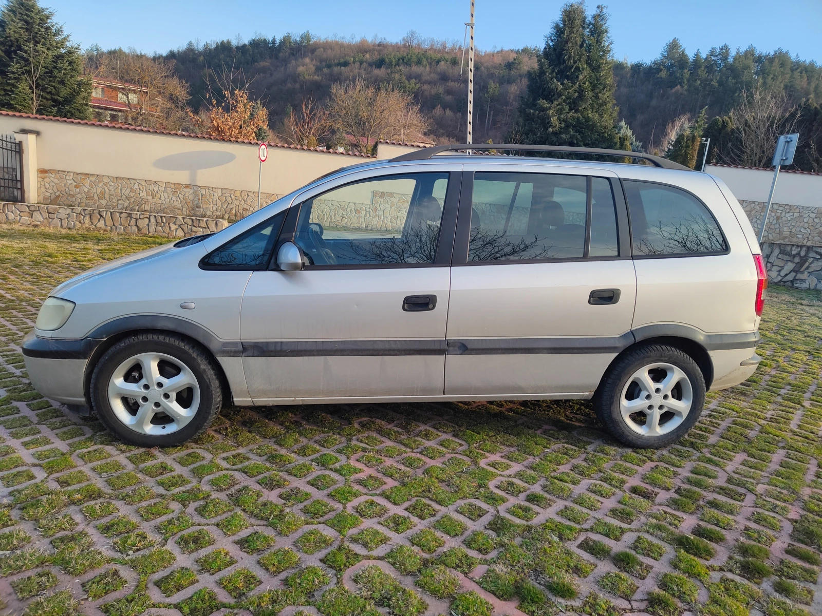 Opel Zafira 2.0DTI * �������� * 6+ 1 * � ����������� *  | Mobile.bg � ����������� 2