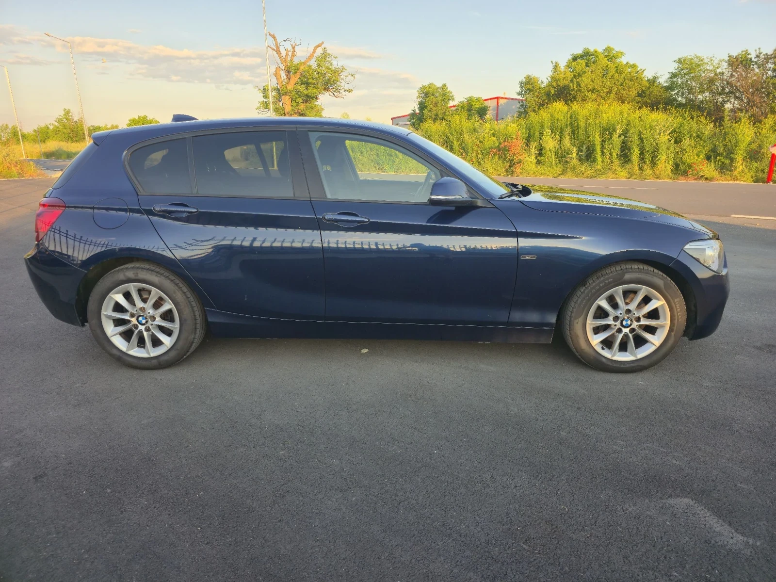 BMW 120 2.0 Xdrive Sport, снимка 3 - Автомобили и джипове - 54693534