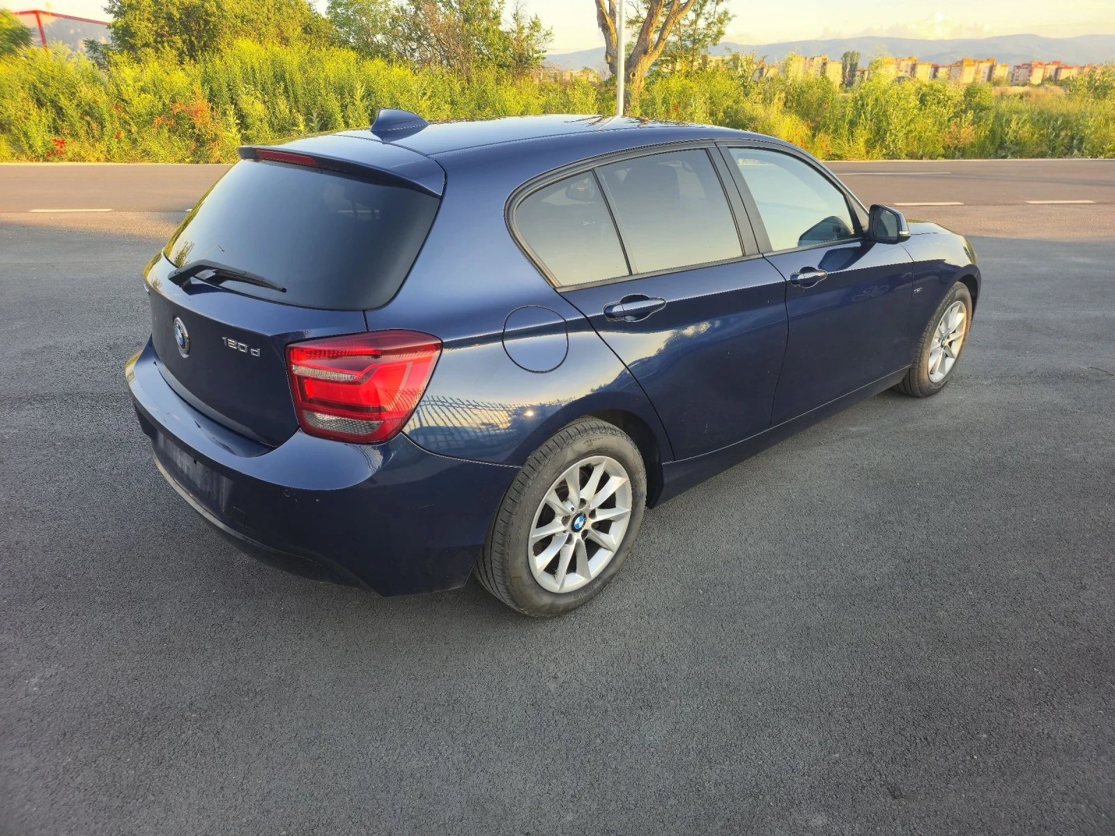 BMW 120 2.0 Xdrive Sport, снимка 4 - Автомобили и джипове - 54693534