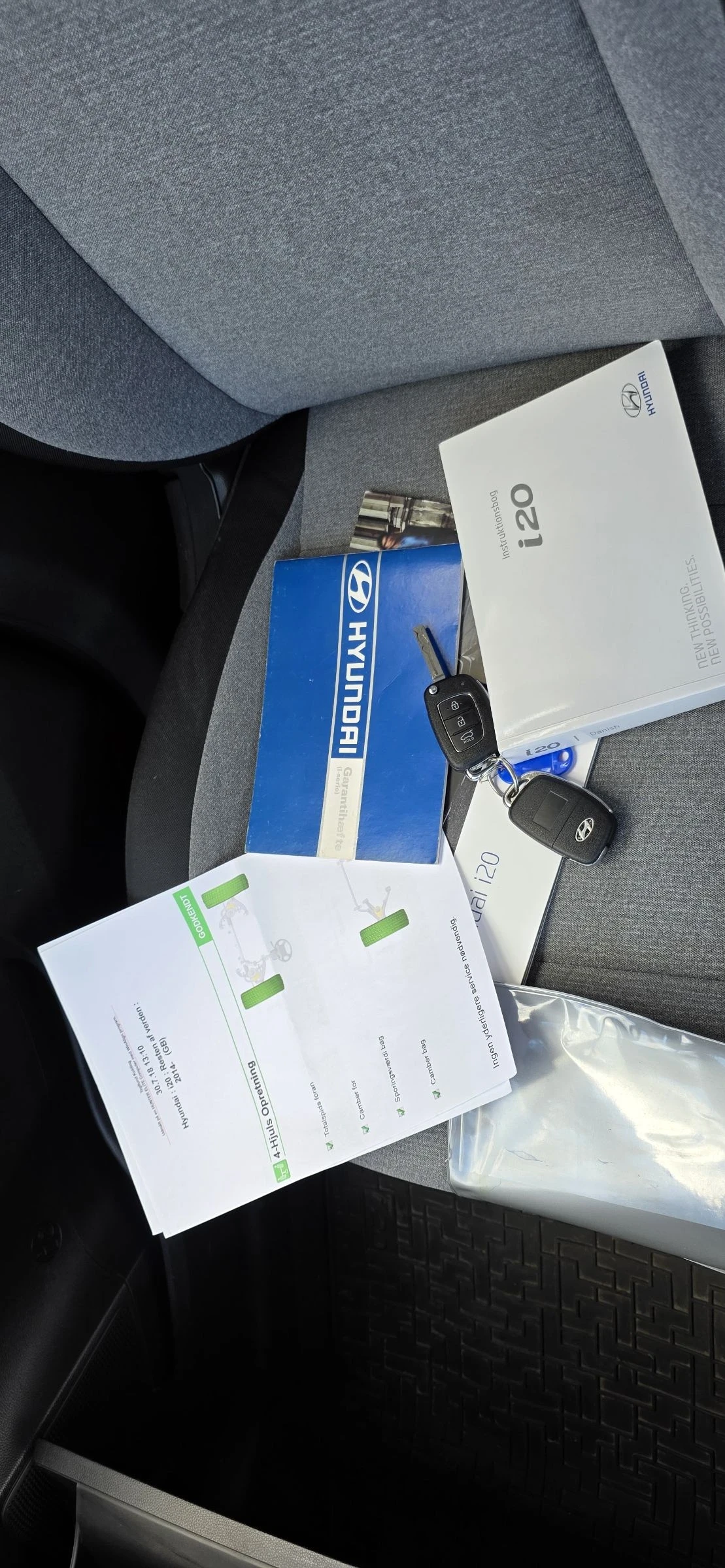 Hyundai I20 1.1 CRDI-EURO 6, снимка 15 - Автомобили и джипове - 55068042