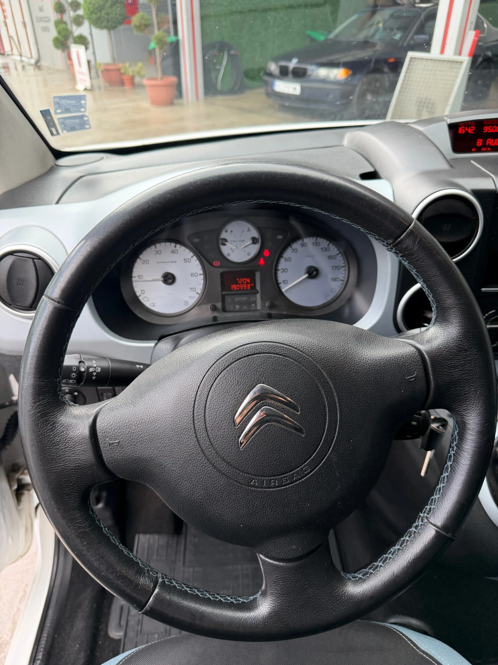 Citroen Berlingo 1.6 HDI, снимка 3 - Автомобили и джипове - 55713582