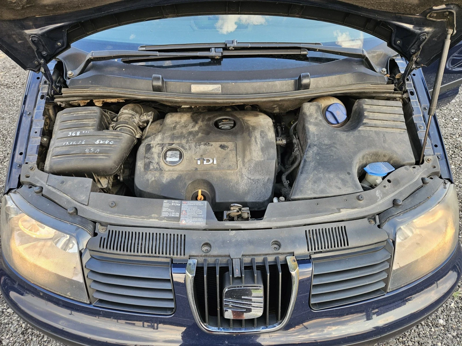 Seat Alhambra 1.9TDI 7 Mеста, снимка 16 - Автомобили и джипове - 55768636