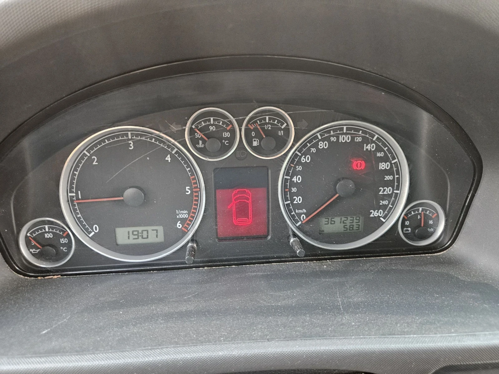 Seat Alhambra 1.9TDI 7 Mеста, снимка 14 - Автомобили и джипове - 55768636