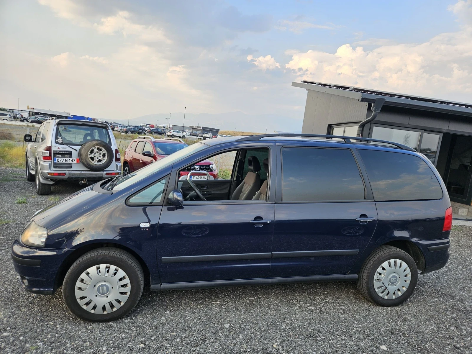 Seat Alhambra 1.9TDI 7 Mеста, снимка 2 - Автомобили и джипове - 55768636