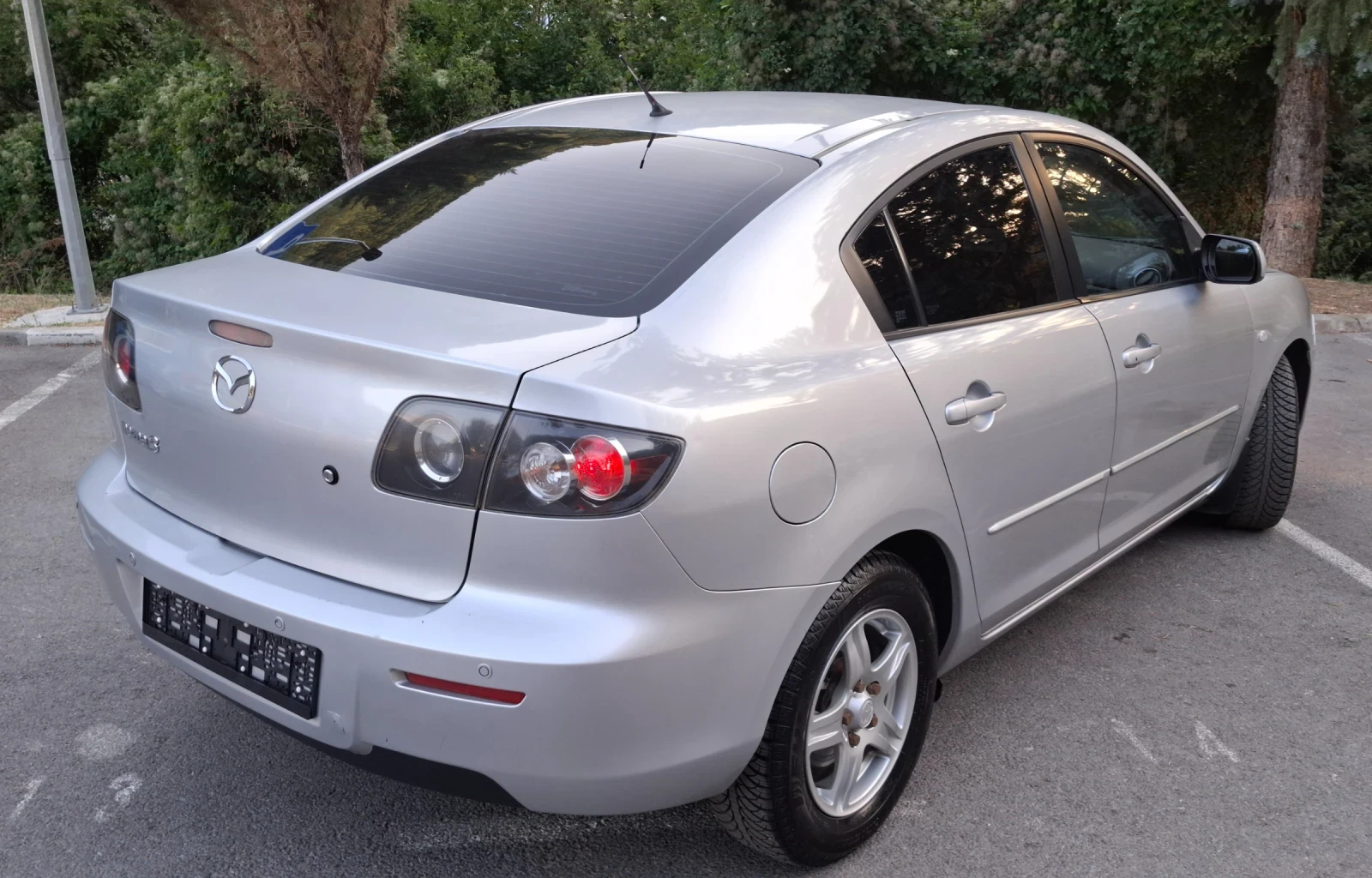 Mazda 3 1.6, снимка 5 - Автомобили и джипове - 55845596