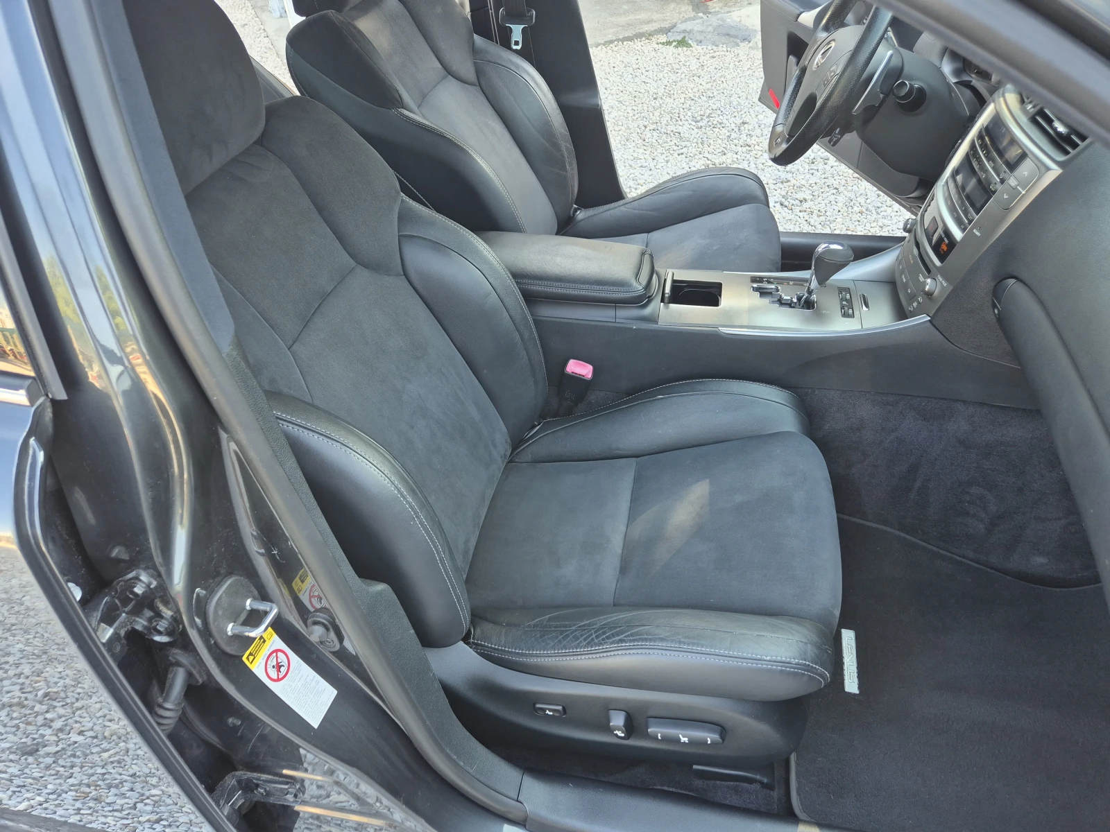 Lexus IS 250 * 2.5-AUTOMAT* SPORT* FULL* , снимка 11 - Автомобили и джипове - 56255085