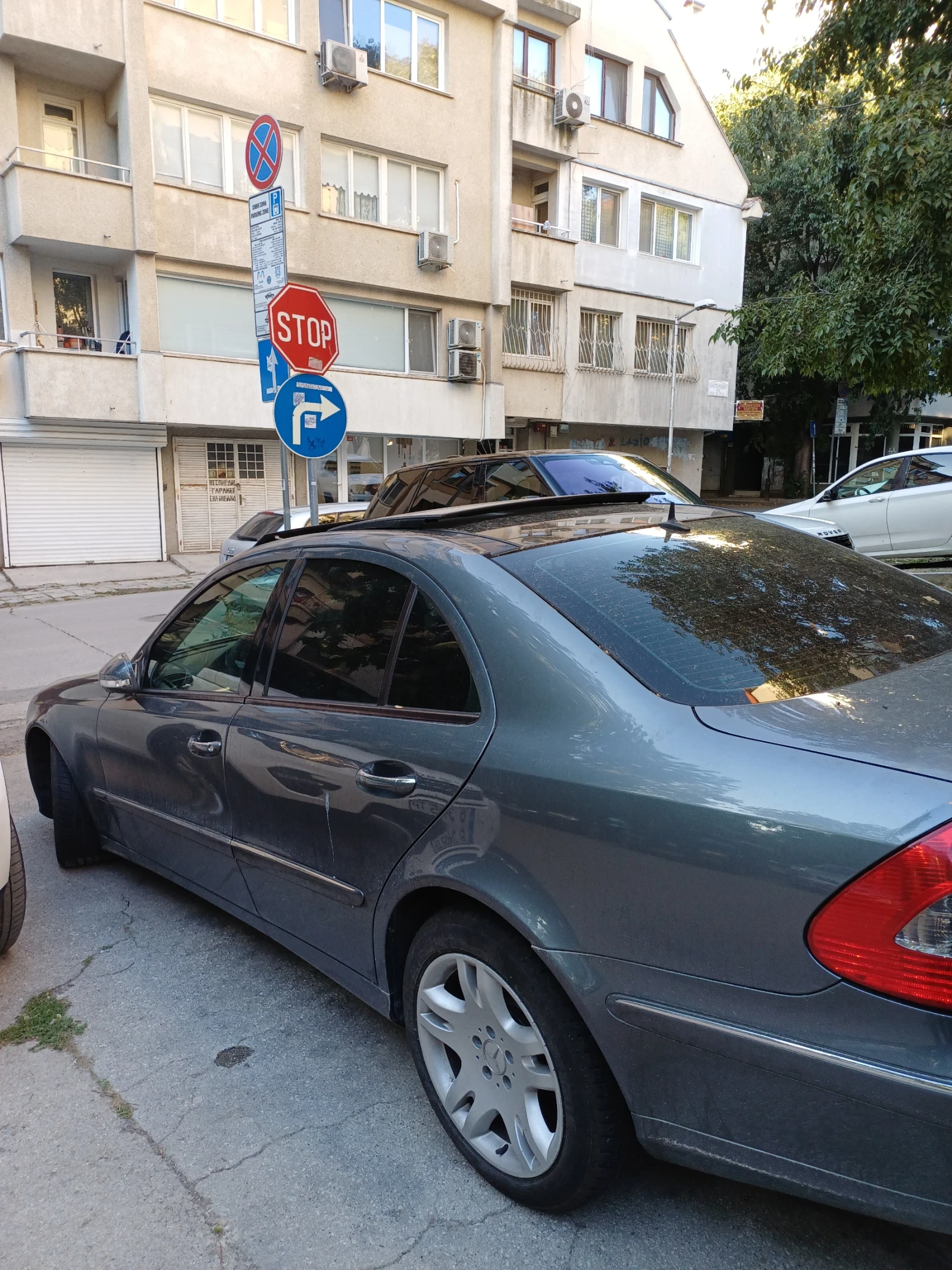Mercedes-Benz E 280, снимка 4 - Автомобили и джипове - 56313503