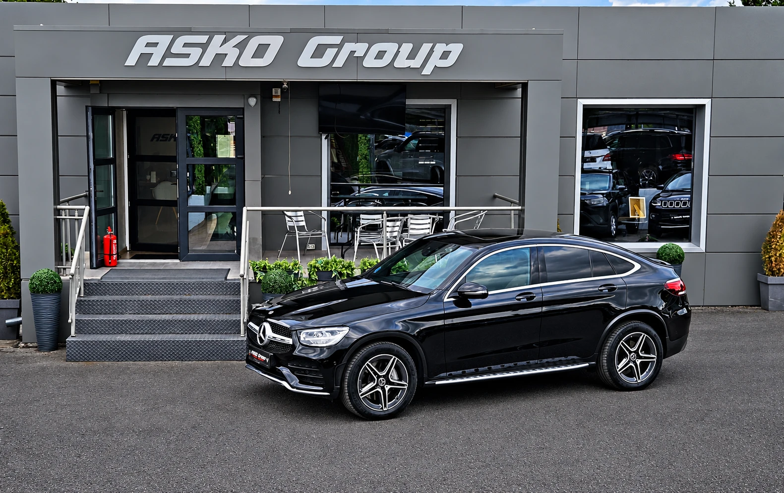 Mercedes-Benz GLC 200 COUPE/AMG/GERMANY/VIRTUAL/HEAD UP/CAMERA/BLIND SP/, снимка 17 - Автомобили и джипове - 56325728