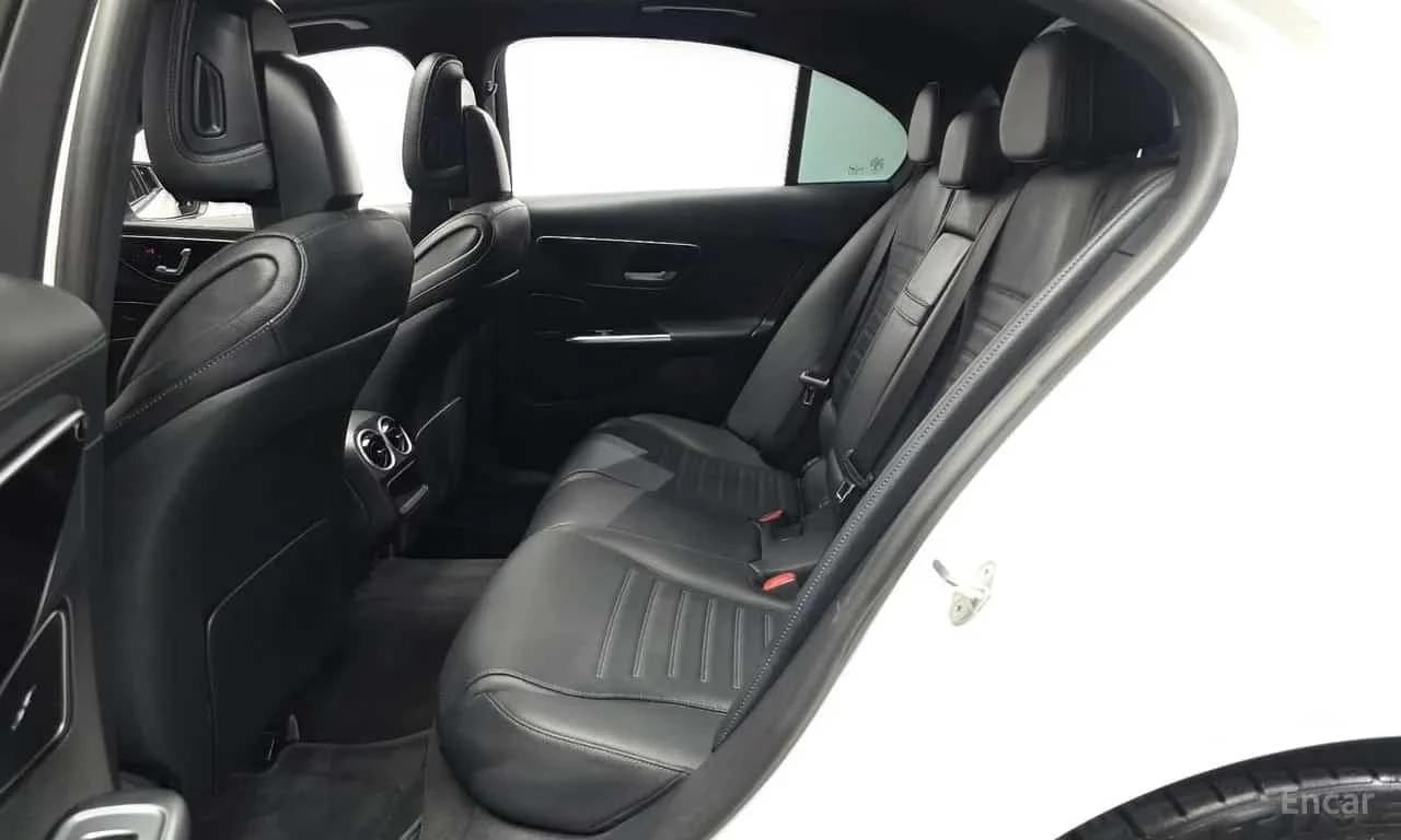 Mercedes-Benz C 300 4MATIC AMG Line * �������� * HUD * ���� �� �� *  | Mobile.bg � ����������� 12