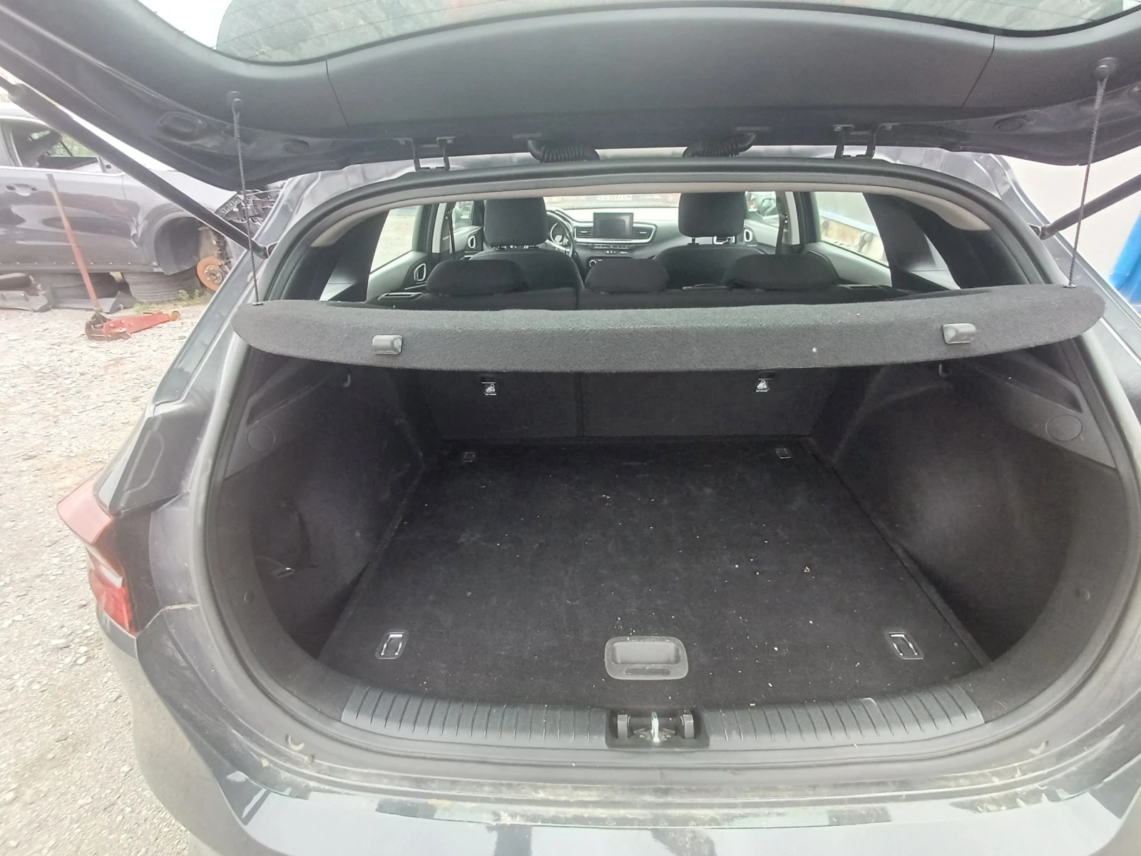 Kia Ceed, снимка 7 - Автомобили и джипове - 56522696