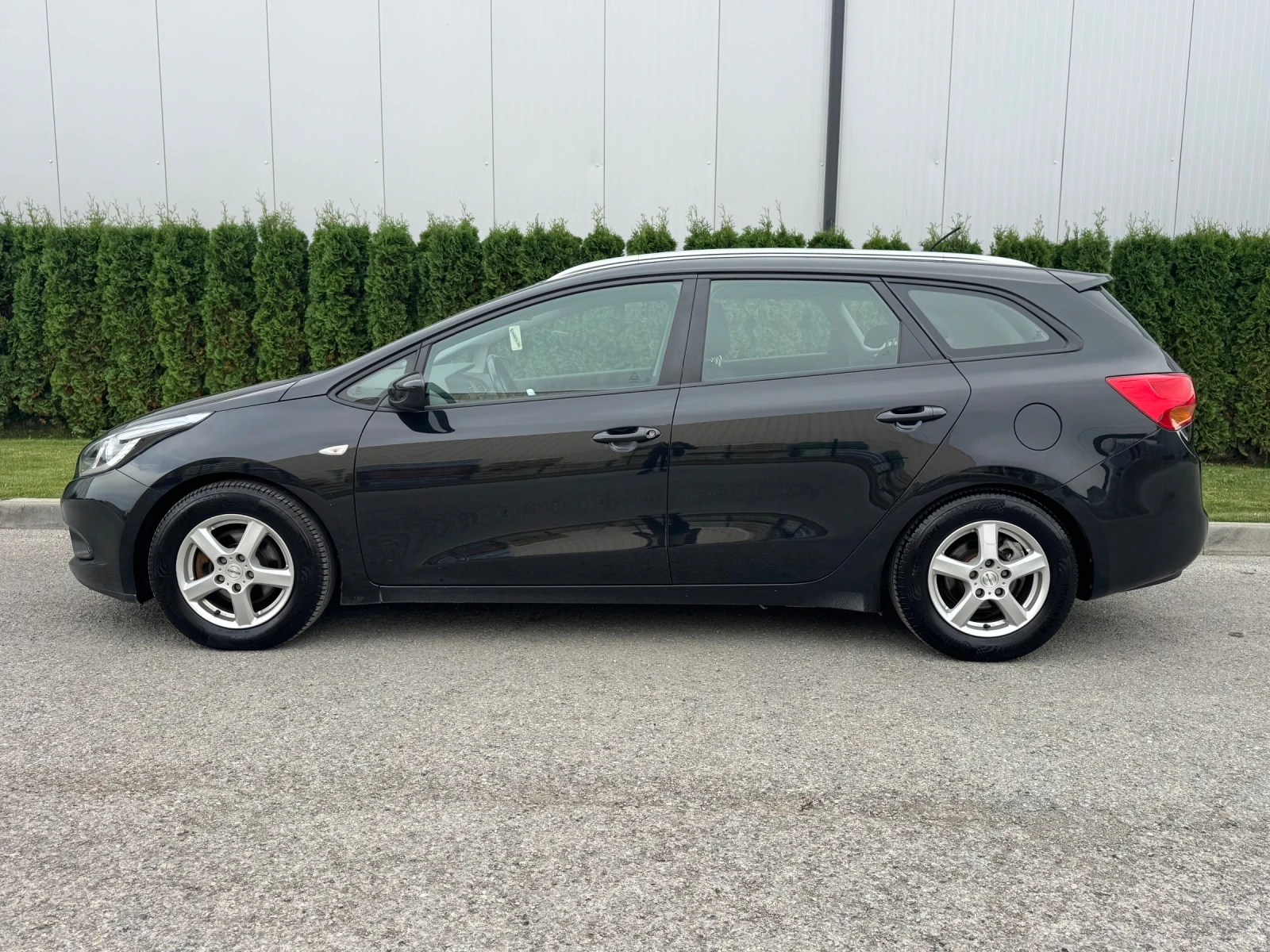 Kia Ceed 1.4CRDI , снимка 4 - Автомобили и джипове - 56535201