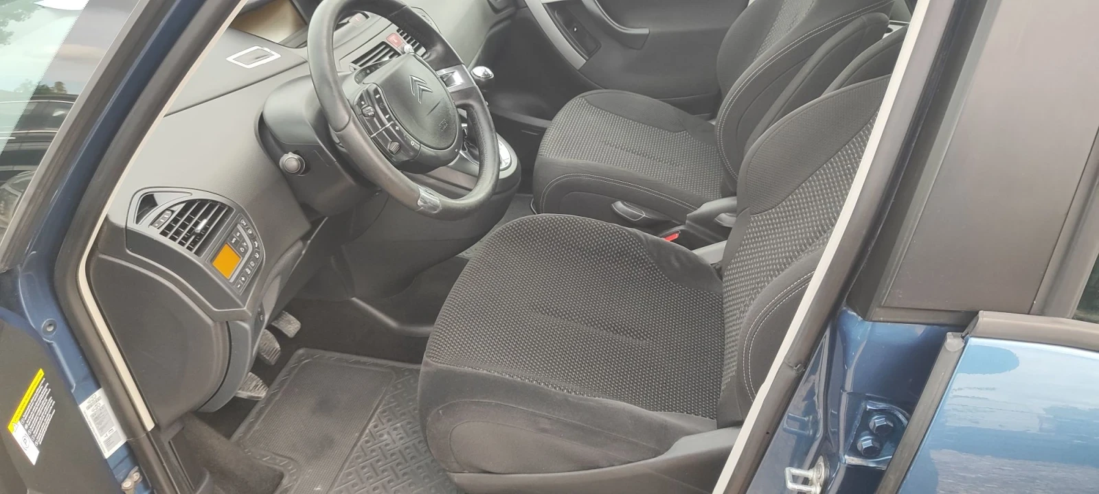 Citroen C4 Picasso 1.6HDI, снимка 5 - Автомобили и джипове - 56549651