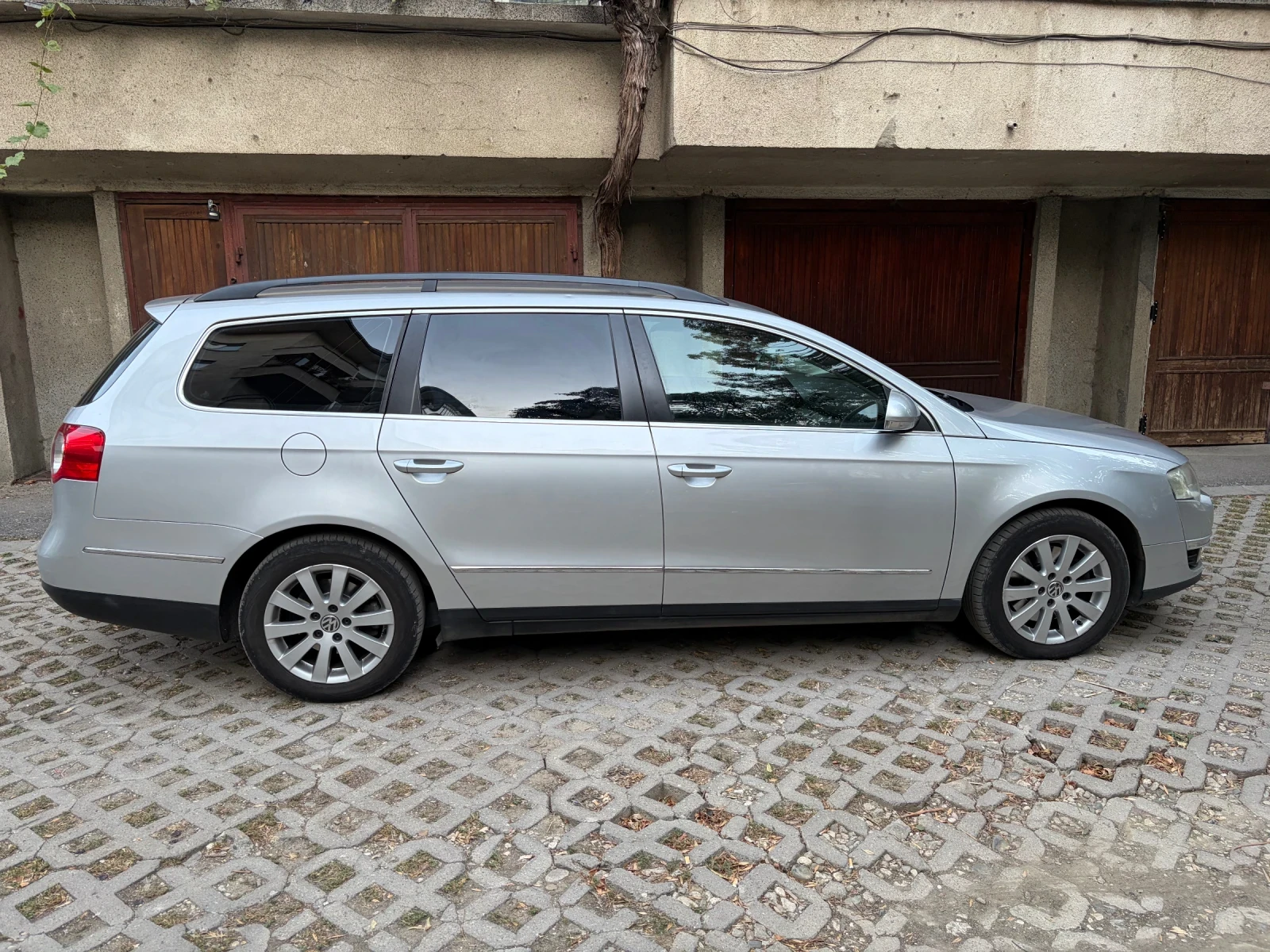 VW Passat, снимка 4 - Автомобили и джипове - 56593807
